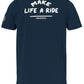 T-Shirt Make Life A Ride - nachtblauw/wit - maat S